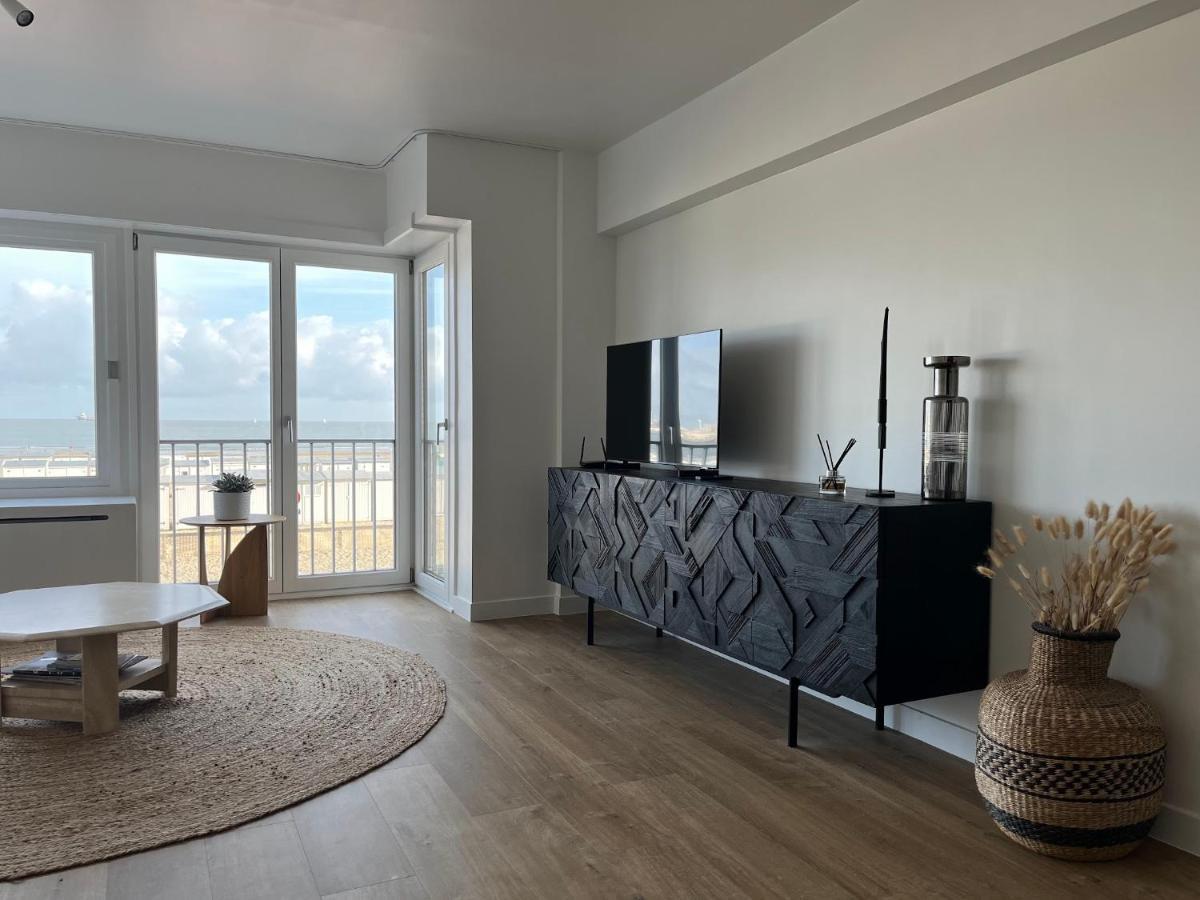 Seaview Heist: 3-bedroom Flat By The Knokke-Heist